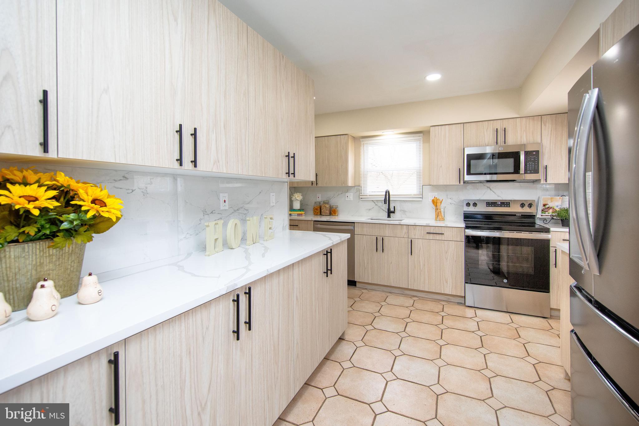 7259 Ridge Avenue Philadelphia, PA 19128 - Photo 8 of 19 Gallery Image 8