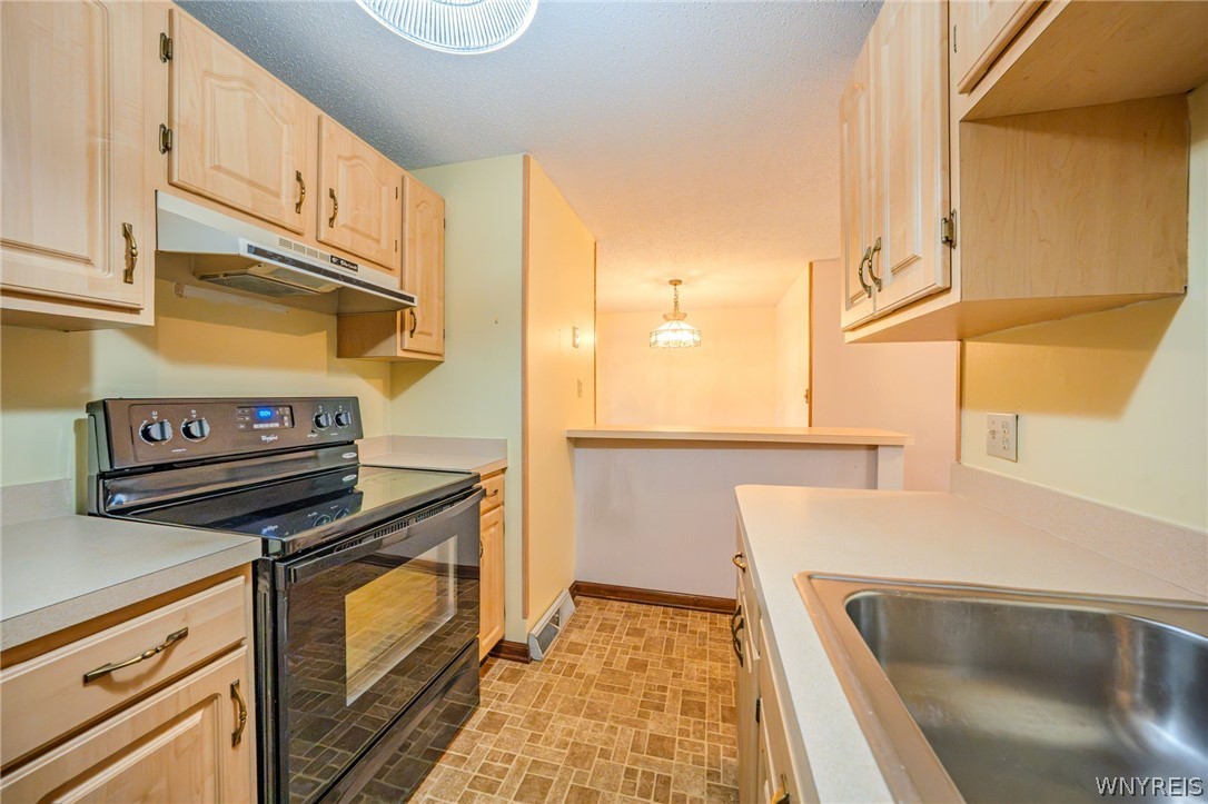3903 Bowen Road, Unit 52 Lancaster, NY 14086 - Photo 13 of 36 Gallery Image 13