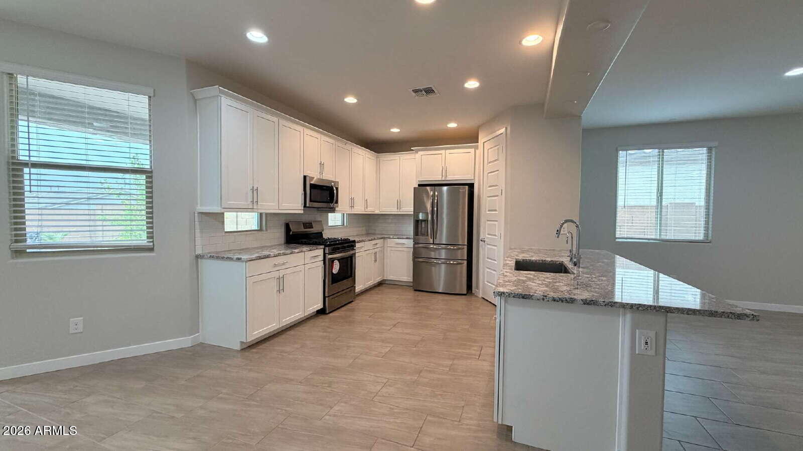 1614 West Corral Road Phoenix, AZ 85041 - Photo 3 of 20 large (8)