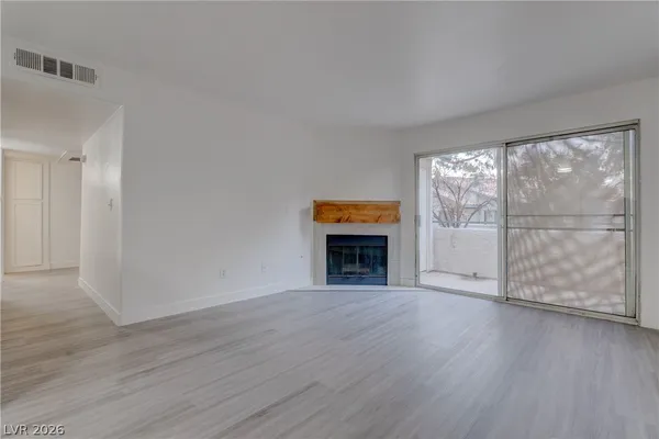 $1,495 | 3060 Tarpon, Unit 204, Las Vegas, NV 89120