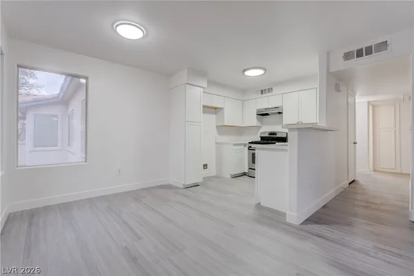 $1,495 | 3060 Tarpon, Unit 204, Las Vegas, NV 89120