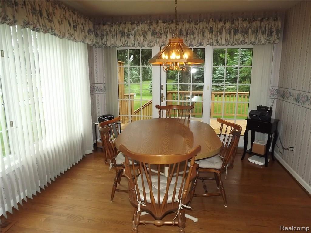 986 Pine Trail Drive Rochester Hills, MI 48307 - Photo 10 of 20