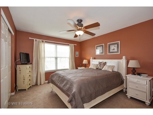 2504 Golf Ridge Circle Naperville, IL 60563 - Photo 7 of 10