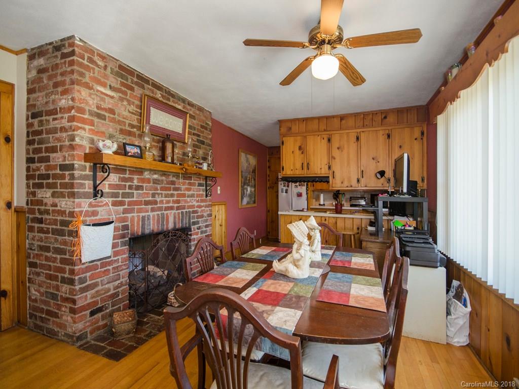 9 Star Ridge Road Canton, NC 28716 - Photo 5 of 13 a work room with furniture