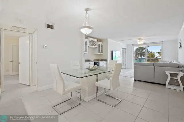 $649,000 | 1051 Hillsboro Mile, Unit 305E, Hillsboro Beach, FL 33062