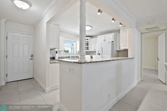 $649,000 | 1051 Hillsboro Mile, Unit 305E, Hillsboro Beach, FL 33062