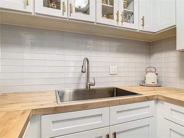 $289,000 | 3800 Saxon Drive, Unit B13, New Smyrna Beach, FL 32169