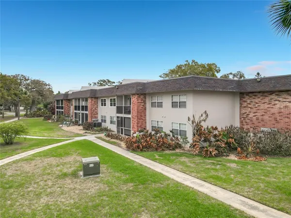 $289,000 | 3800 Saxon Drive, Unit B13, New Smyrna Beach, FL 32169