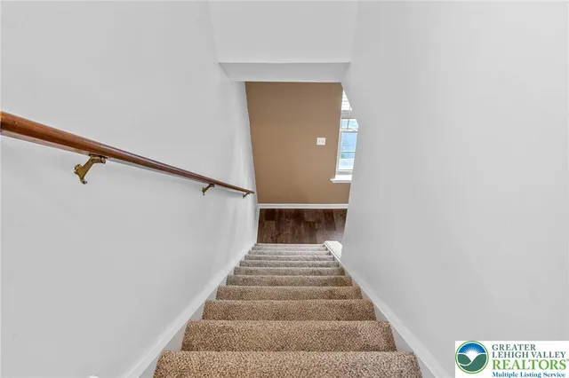 $360,000 | 715 White Circle, Northampton, PA 18067