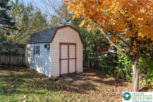 $360,000 | 715 White Circle, Northampton, PA 18067