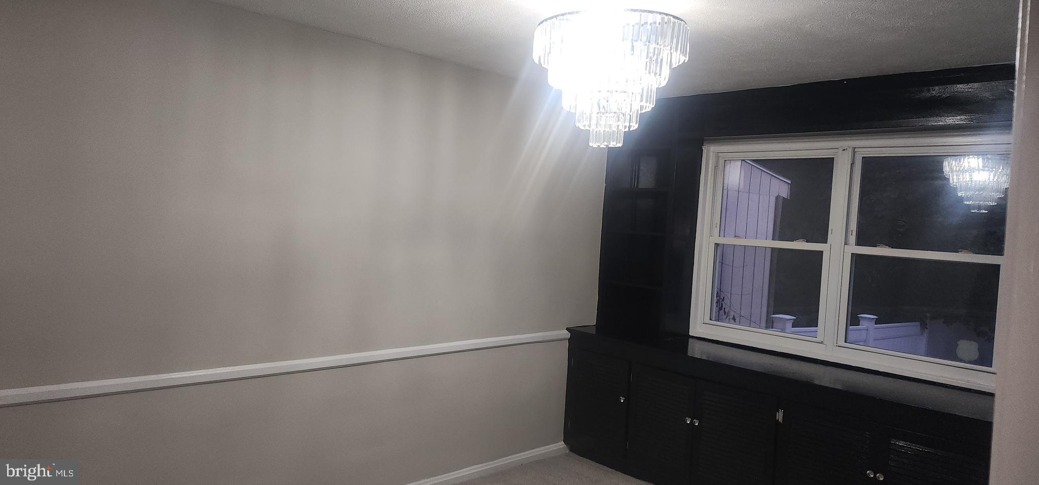 5405 Whitlock Road Baltimore, MD 21229 - Photo 9 of 24 Dining Room