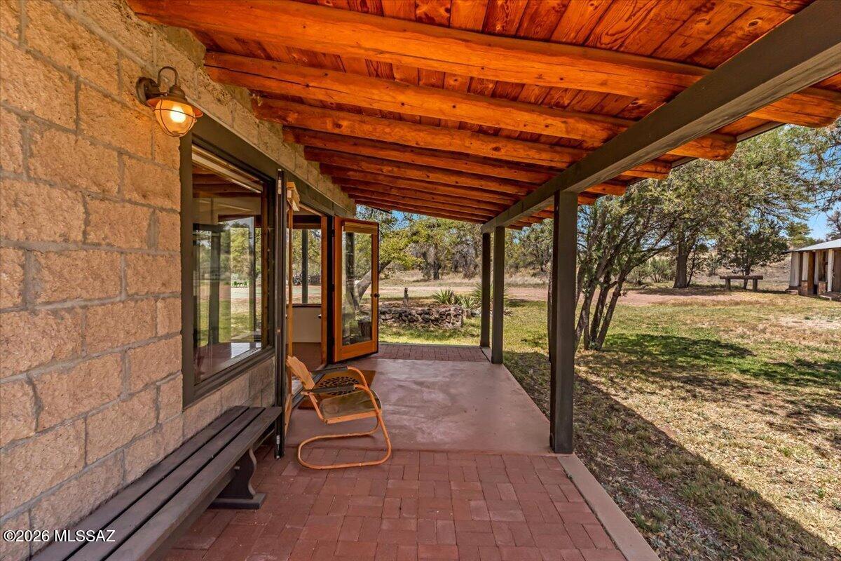 277-290 Canelo Road Elgin, AZ 85611 - Photo 35 of 49 Studio Porch