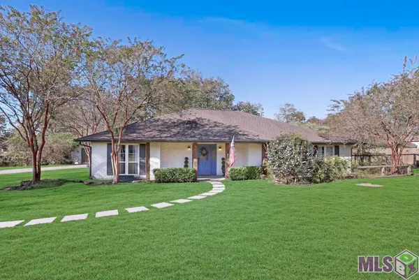 $425,000 | 23123 Sunnyside Lane, Zachary, LA 70791