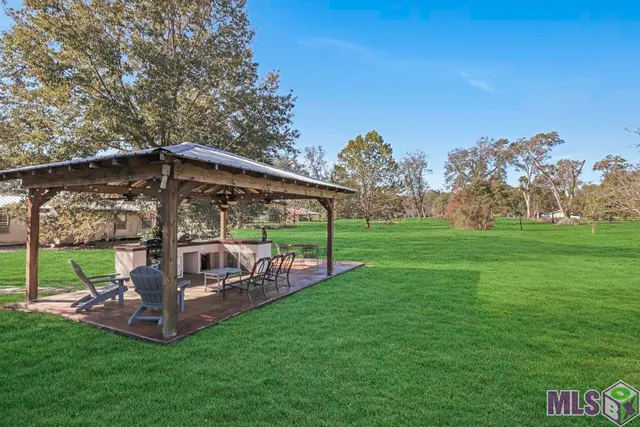 $450,000 | 23123 Sunnyside Lane, Zachary, LA 70791