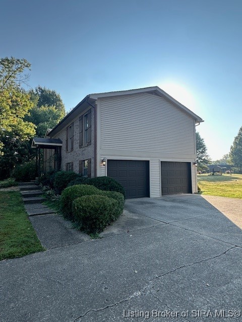8614 Eagle Trail Charlestown, IN 47111 - Photo 2 of 60