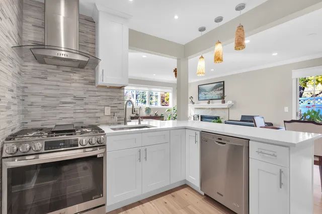 $412,900 | 473 Le Parc Circle, Buffalo Grove, IL 60089