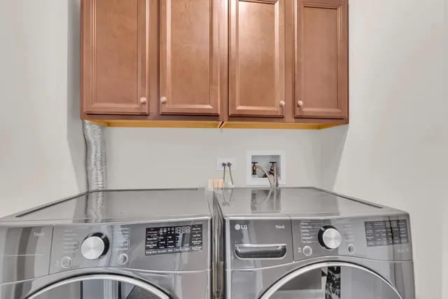 $412,900 | 473 Le Parc Circle, Buffalo Grove, IL 60089