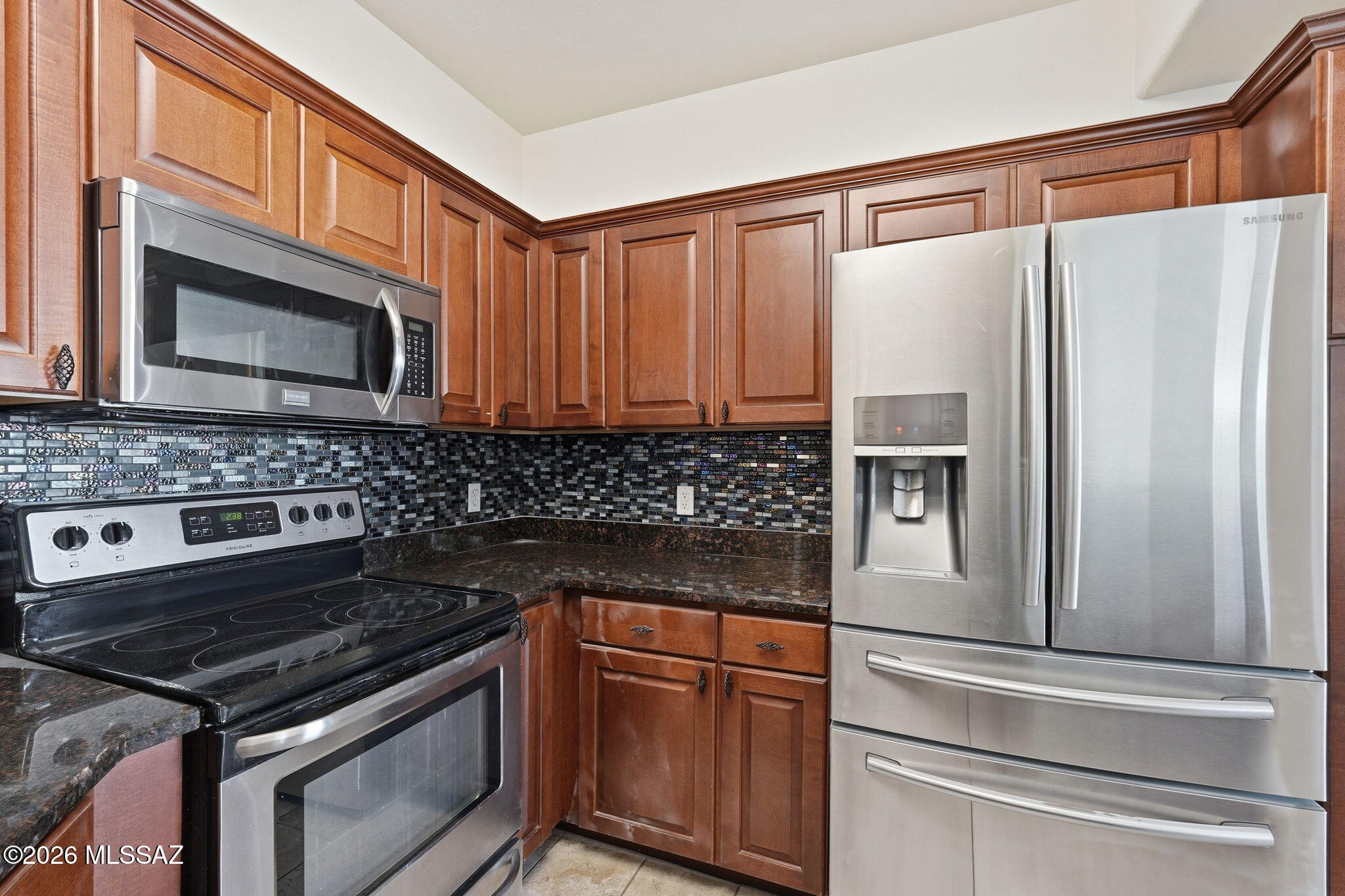 2550 East River Road, Unit 1203 Tucson, AZ 85718 - Photo 14 of 39 Kitchen