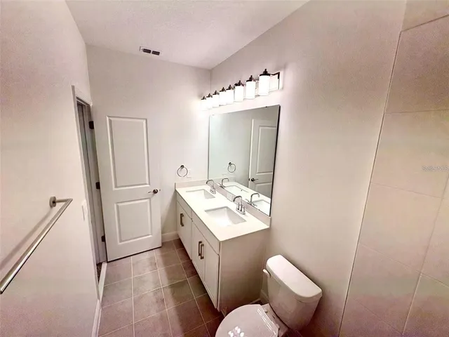 $3,000 | 5014 Railroad Vine Alley, Winter Garden, FL 34787