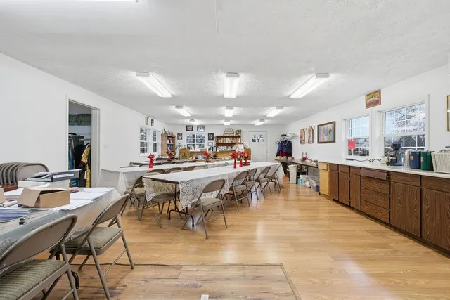 $999,999 | 4317 North Evergreen Road, Spokane, WA 99216