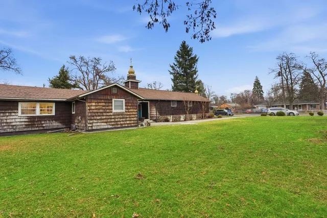 $999,999 | 4317 North Evergreen Road, Spokane, WA 99216