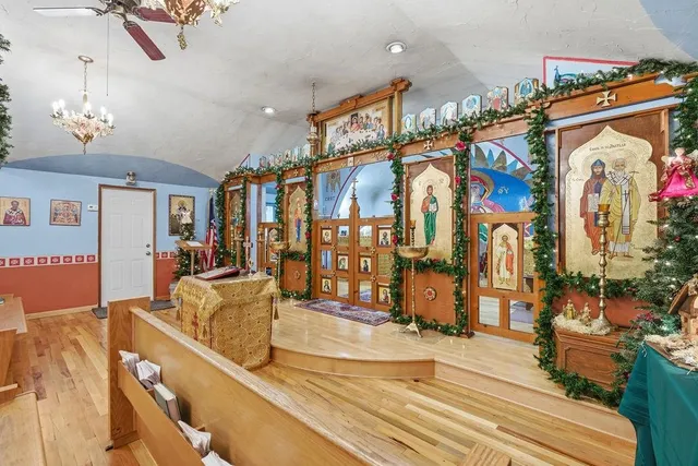 $999,999 | 4317 North Evergreen Road, Spokane, WA 99216