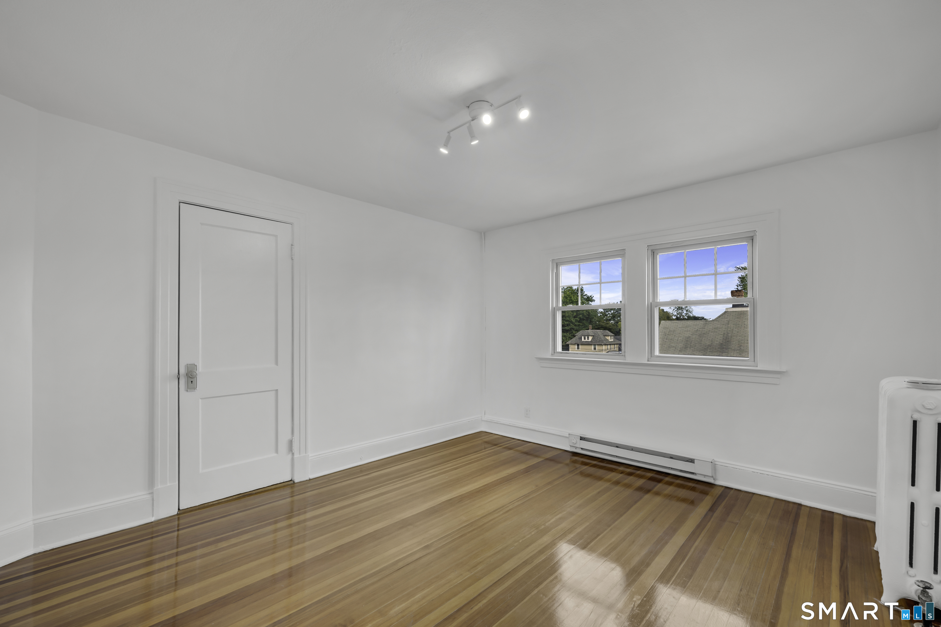 78 Lancaster Road, Unit 3 West Hartford, CT 06119 - Photo 8 of 14 2nd Bedroom