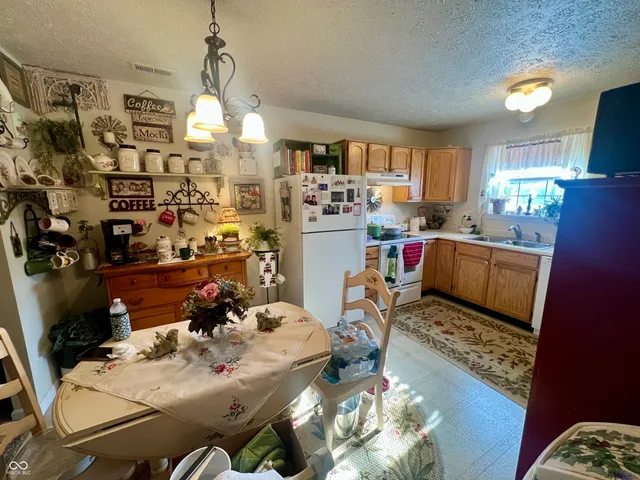 $240,000 | 10712 Huntwick Drive, Indianapolis, IN 46231