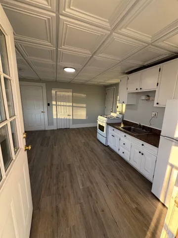 $1,250 | 30 Ledge Street, Unit 6, Nashua, NH 03060