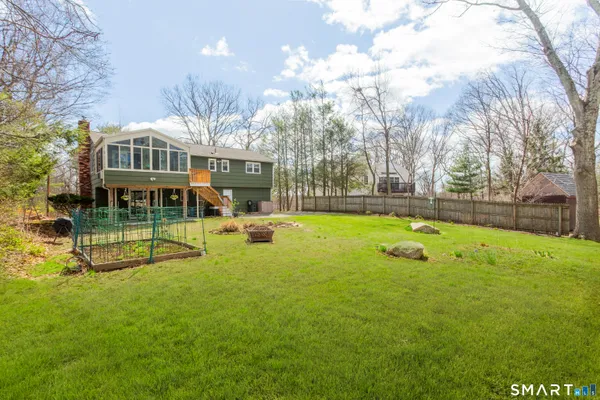 $599,900 | 37 Rocky Hill Road, Trumbull, CT 06611