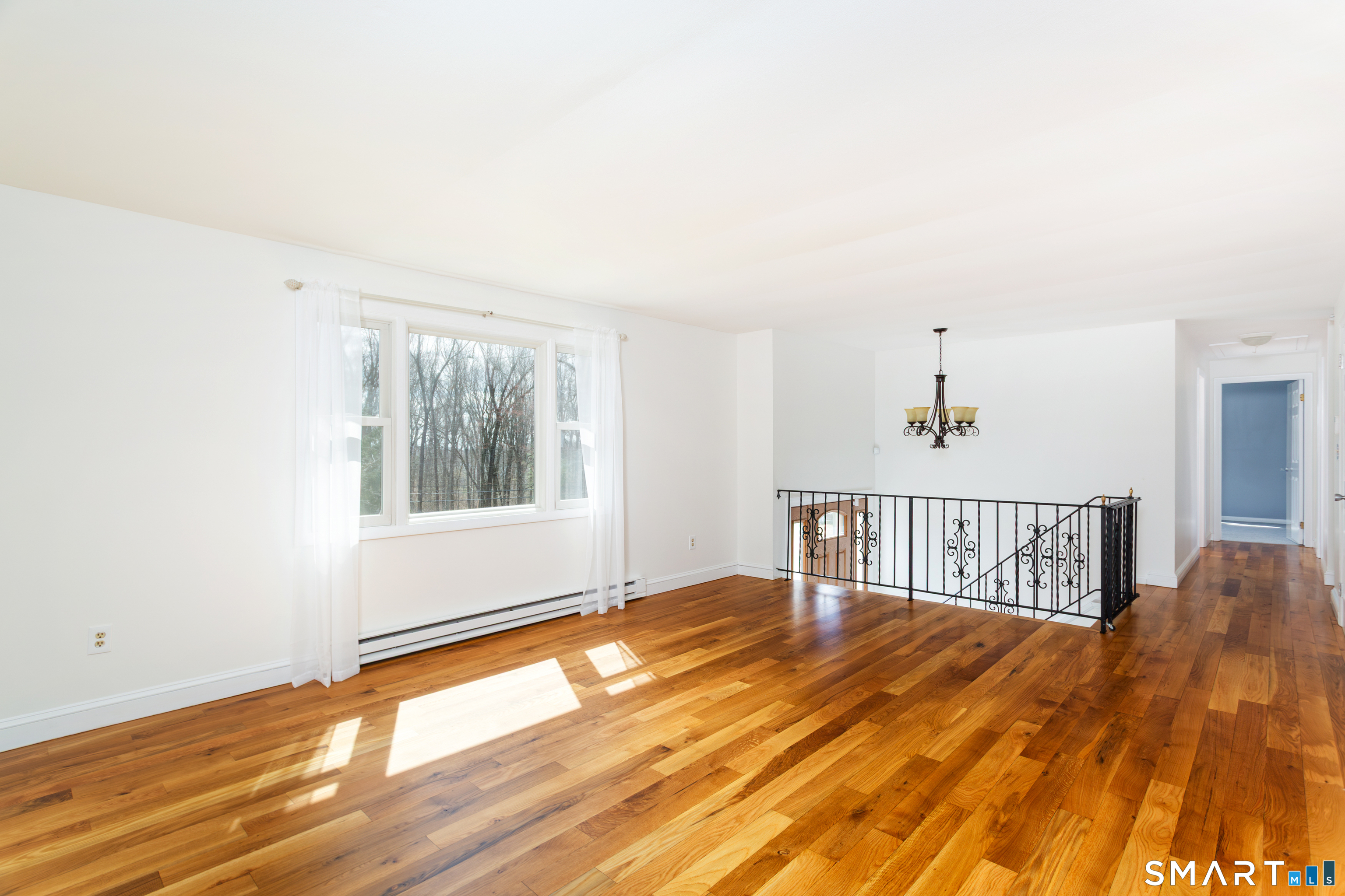 37 Rocky Hill Road Trumbull, CT 06611 - Photo 6 of 40