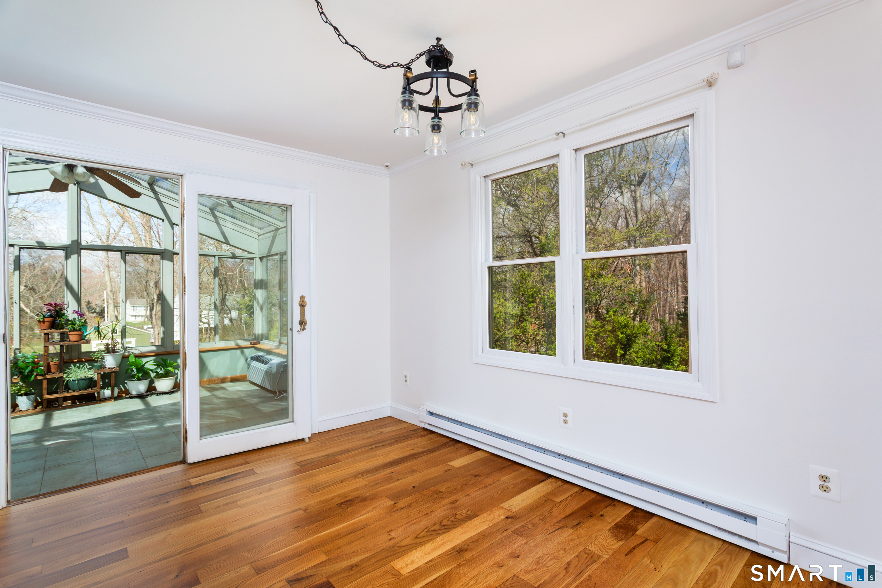 37 Rocky Hill Road Trumbull, CT 06611 - Photo 9 of 40