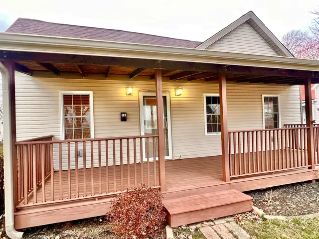 $195,000 | 113 North Sycamore Street, Osgood, IN 47037