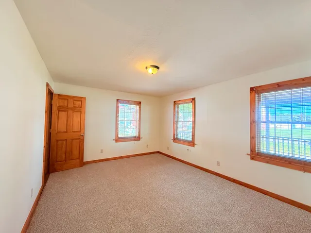 $195,000 | 113 North Sycamore Street, Osgood, IN 47037