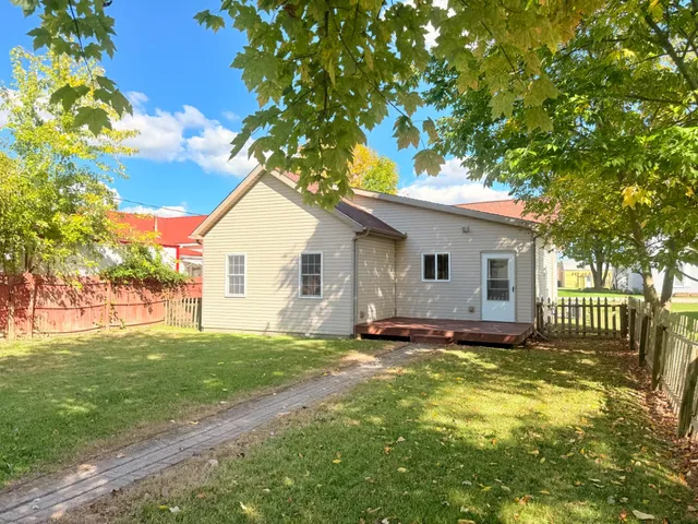$195,000 | 113 North Sycamore Street, Osgood, IN 47037