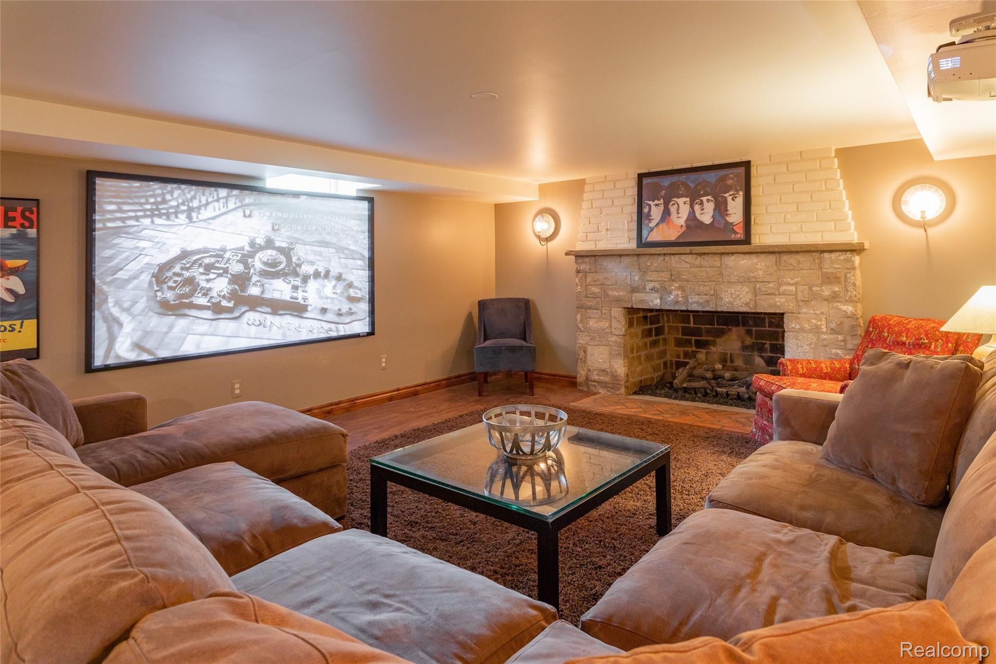 304 Barden Road Bloomfield Hills, MI 48304 - Photo 32 of 53 29.jpg