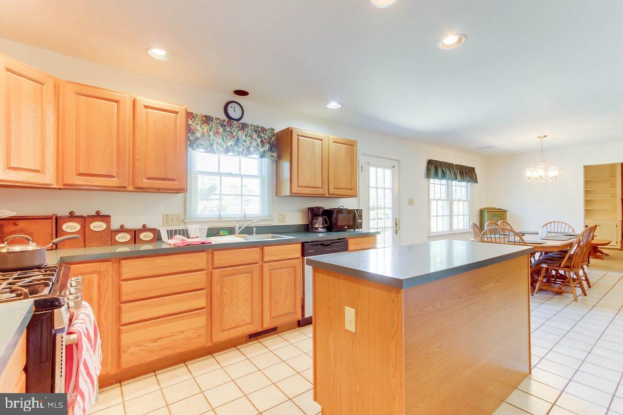 3002 Ridings Way York, PA 17408 - Photo 7 of 26 Gallery Image 7