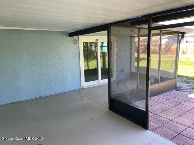 1298 Pagado Road Southeast Palm Bay, FL 32909 - Photo 10 of 12 image11