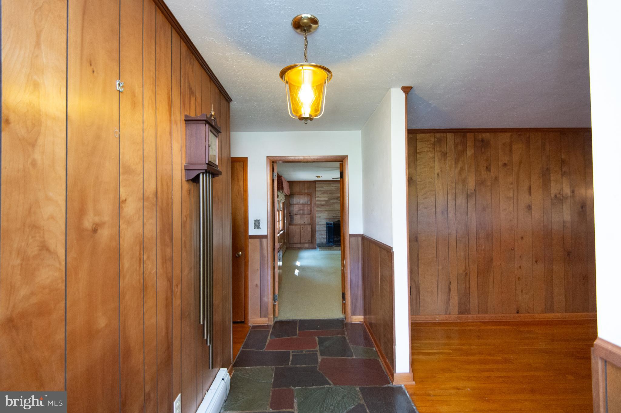 2 Algonquin Road Cambridge, MD 21613 - Photo 16 of 24 Foyer