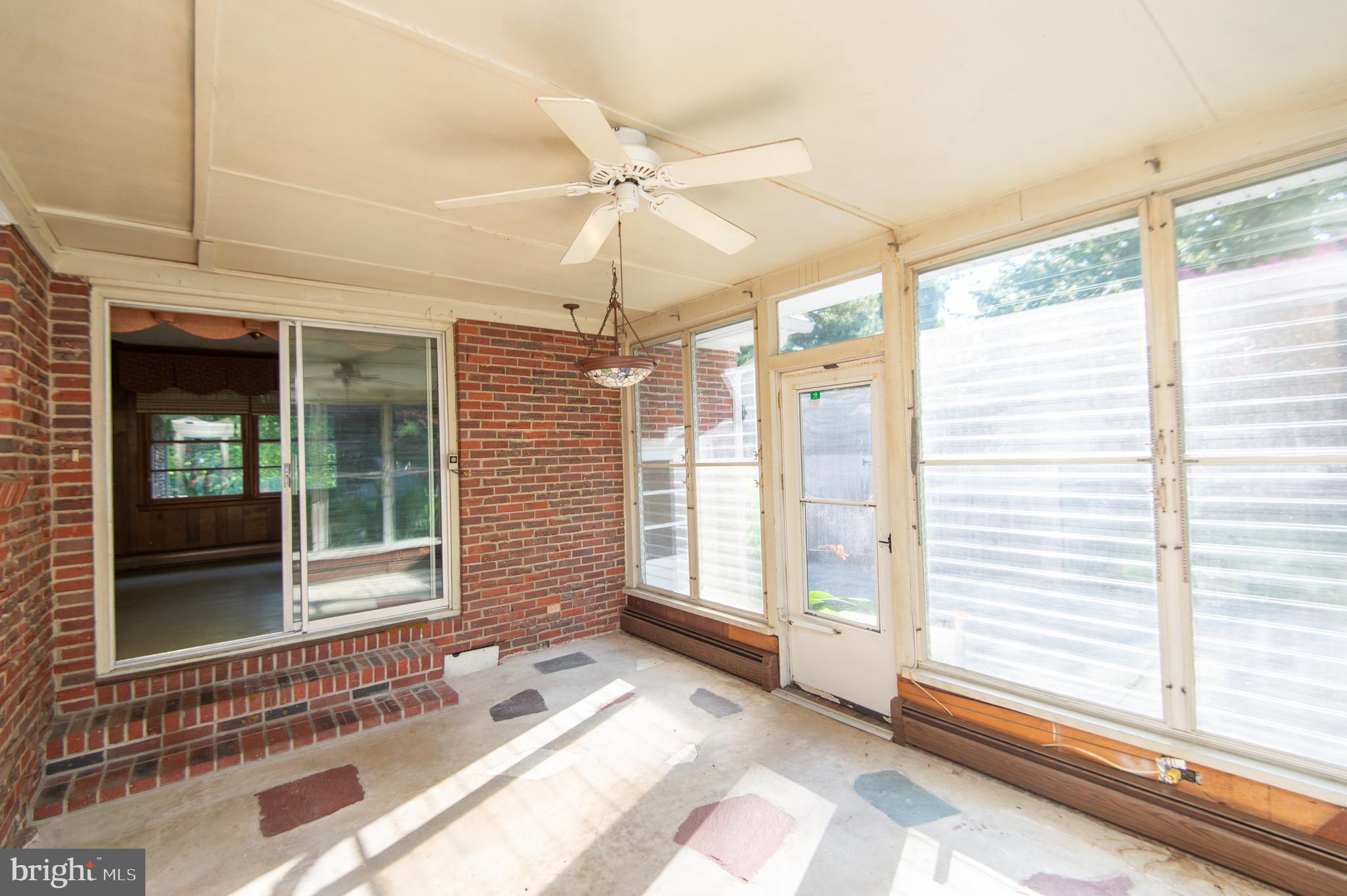 2 Algonquin Road Cambridge, MD 21613 - Photo 20 of 24 Enclosed Heated Porch