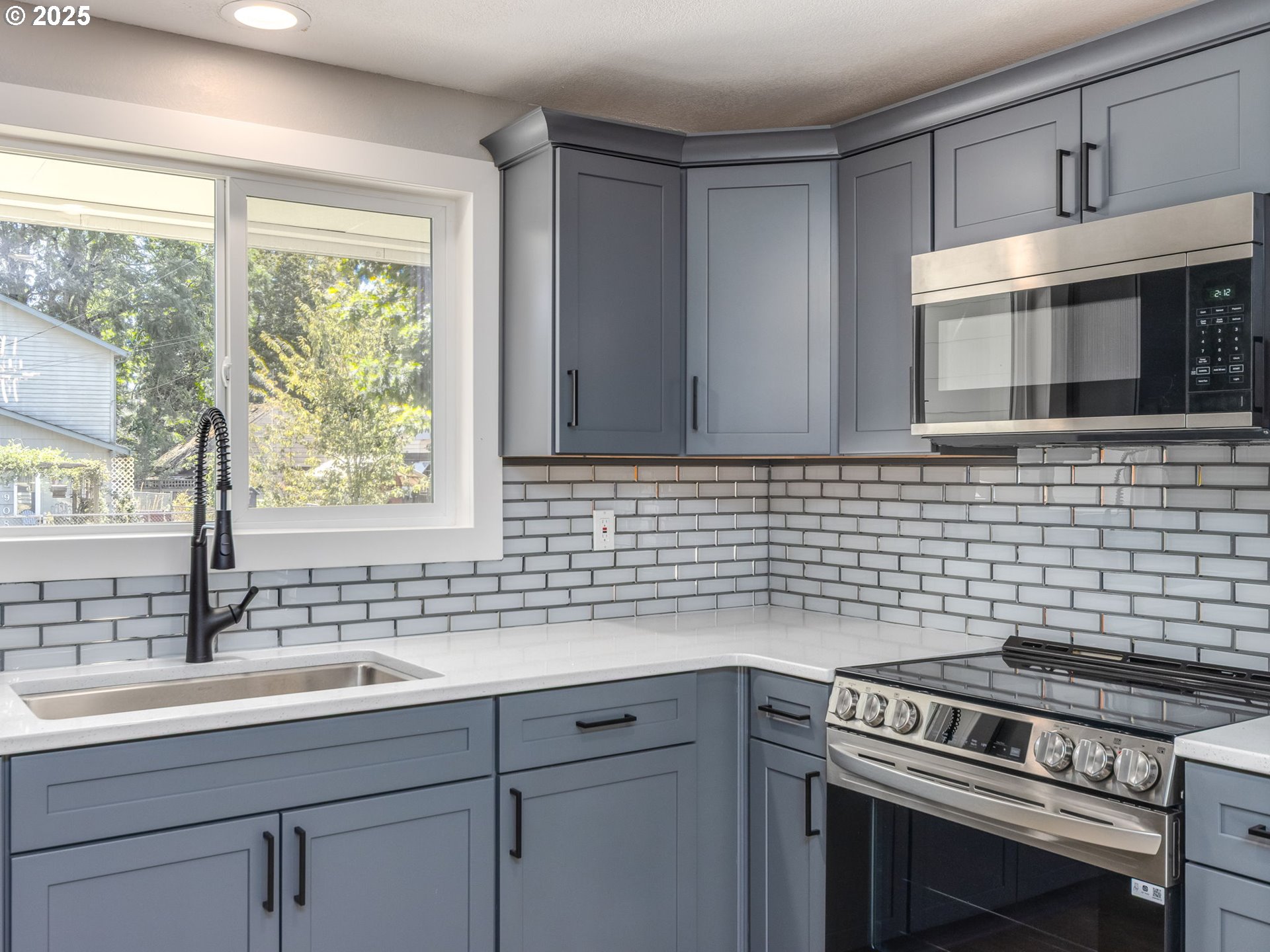 5903 Southeast Nehalem Street Portland, OR 97206 - Photo 13 of 34 Kitchen