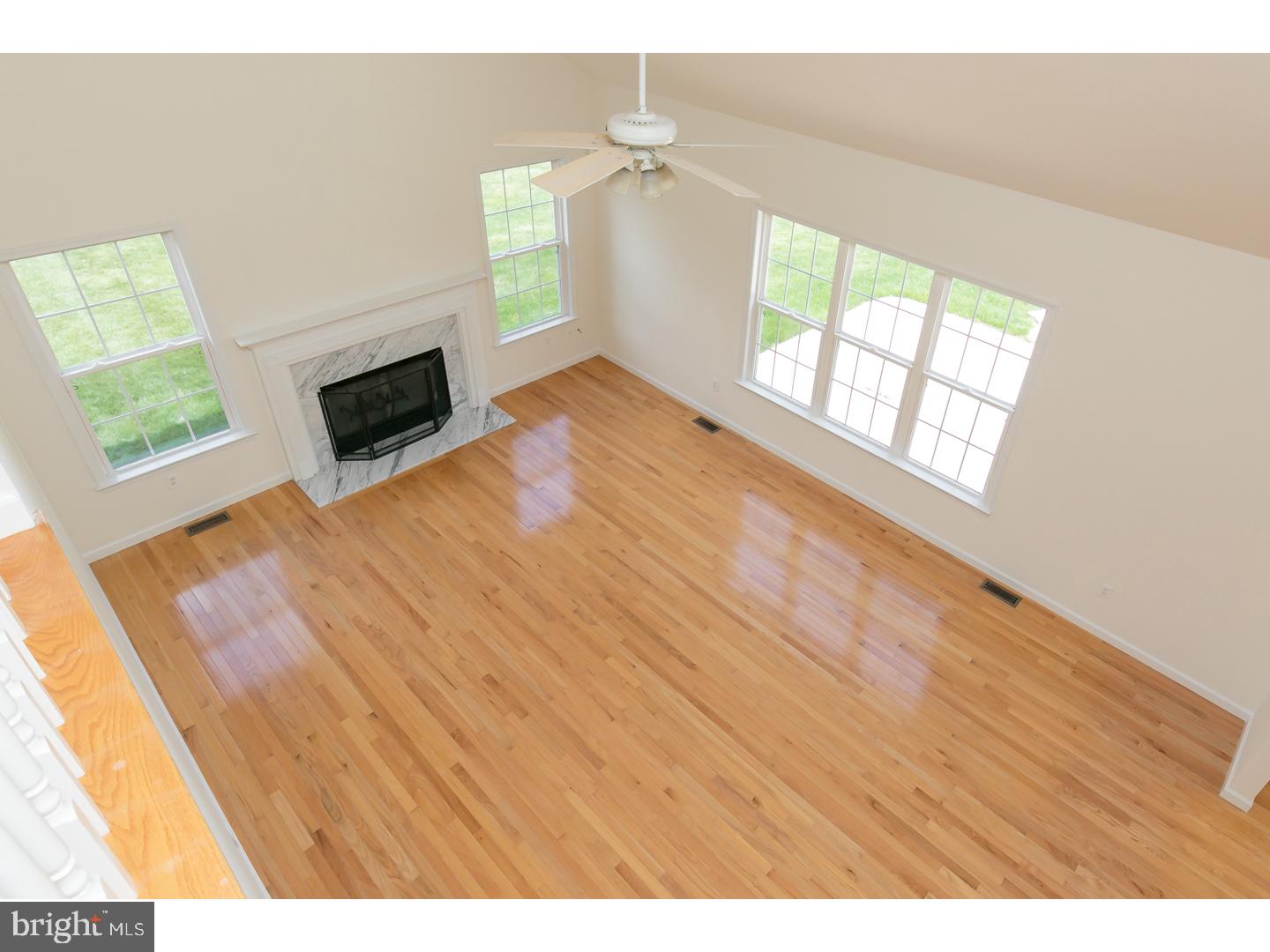 5 Rutland Shamong, NJ 08088 - Photo 10 of 24 Family Room