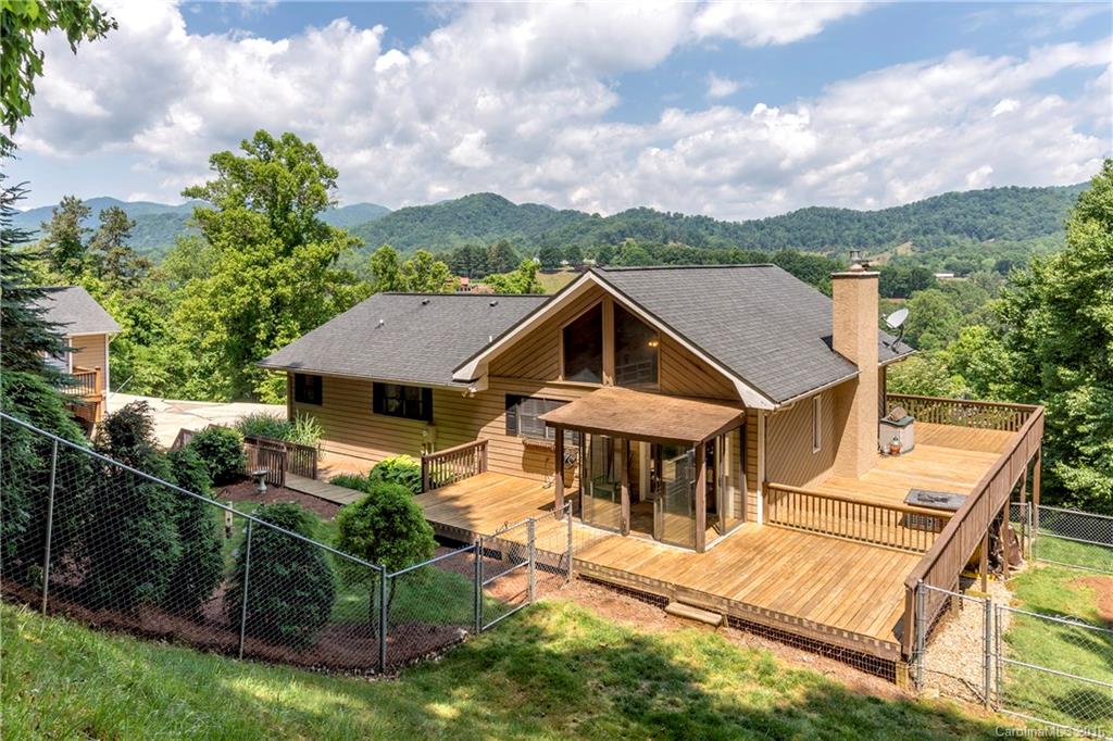 28 High Ridge Road Leicester, NC 28748 - Photo 3 of 24