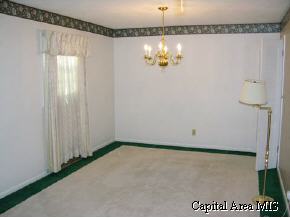 131 Exmore Drive Springfield, IL 62704 - Photo 5 of 9