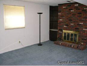 131 Exmore Drive Springfield, IL 62704 - Photo 6 of 9