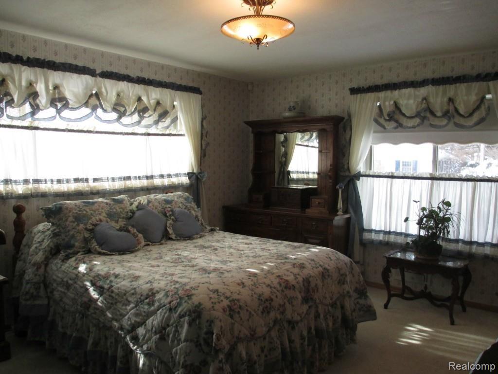 33 Shoreham Road Grosse Pointe, MI 48236 - Photo 10 of 30 Master Bedroom