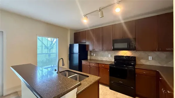 $2,000 | 2052 Cypress Bay Boulevard, Unit 2052, Kissimmee, FL 34743