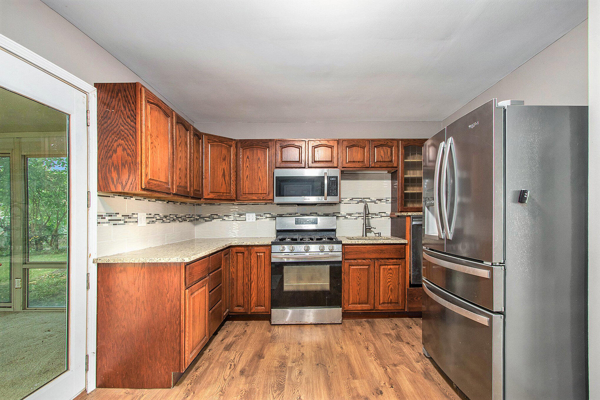 620 McCool Road Valparaiso, IN 46385 - Photo 6 of 17 2038x1361