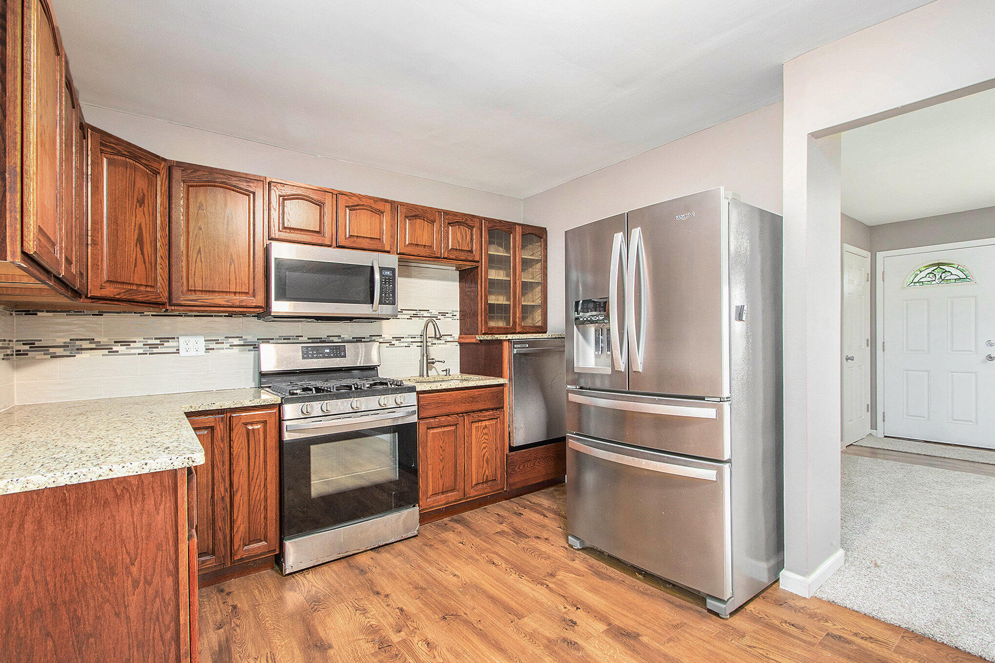 620 McCool Road Valparaiso, IN 46385 - Photo 7 of 17 2038x1358