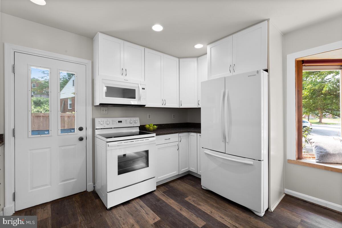 1600 Lansdowne Way Silver Spring, MD 20910 - Photo 14 of 53 Gallery Image 14